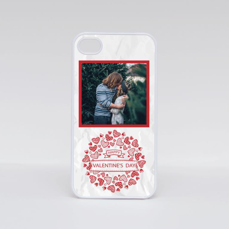Печать шаблона «Love is» на плоских чехлах для iPhone 4 и 4S – выберите шаблон Печать шаблона «Love is» на плоских чехлах для iPhone 4 и 4S – выберите шаблон