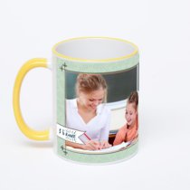 Кружка с желтой ручкой и ободком