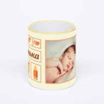 Кружка с желтой ручкой и ободком