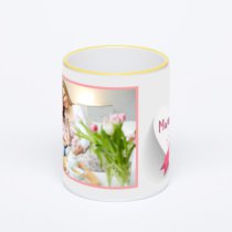 Кружка с желтой ручкой и ободком