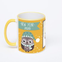 Кружка с желтой ручкой и ободком