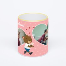 Кружка с желтой ручкой и ободком