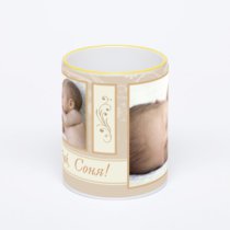 Кружка с желтой ручкой и ободком