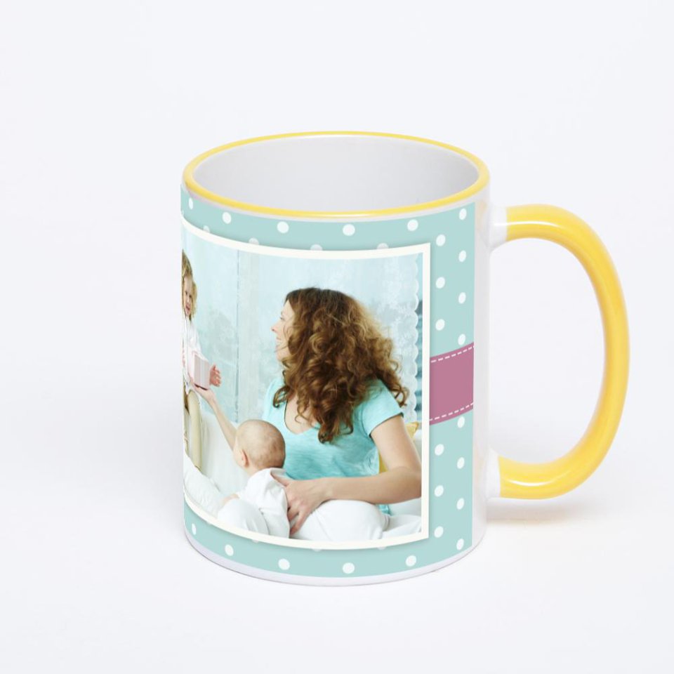 Кружка с желтой ручкой и ободком