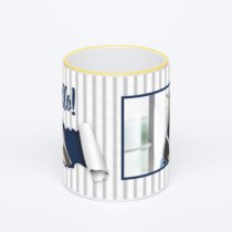 Кружка с желтой ручкой и ободком