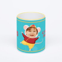 Кружка с желтой ручкой и ободком