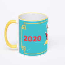 Кружка с желтой ручкой и ободком