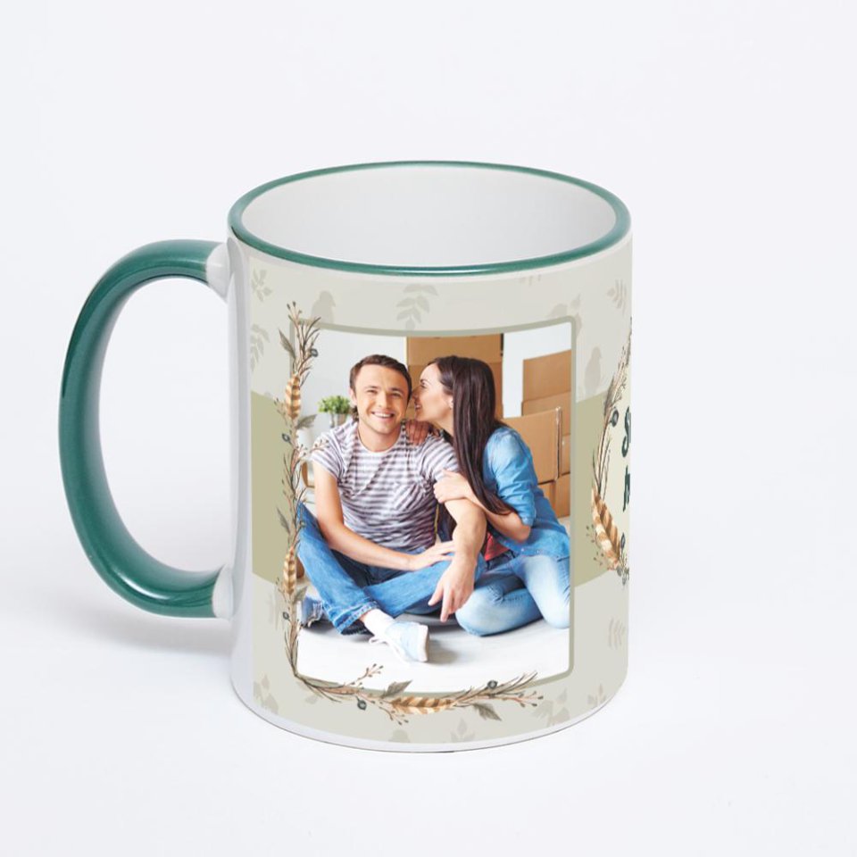 Кружка с зеленой ручкой и ободком