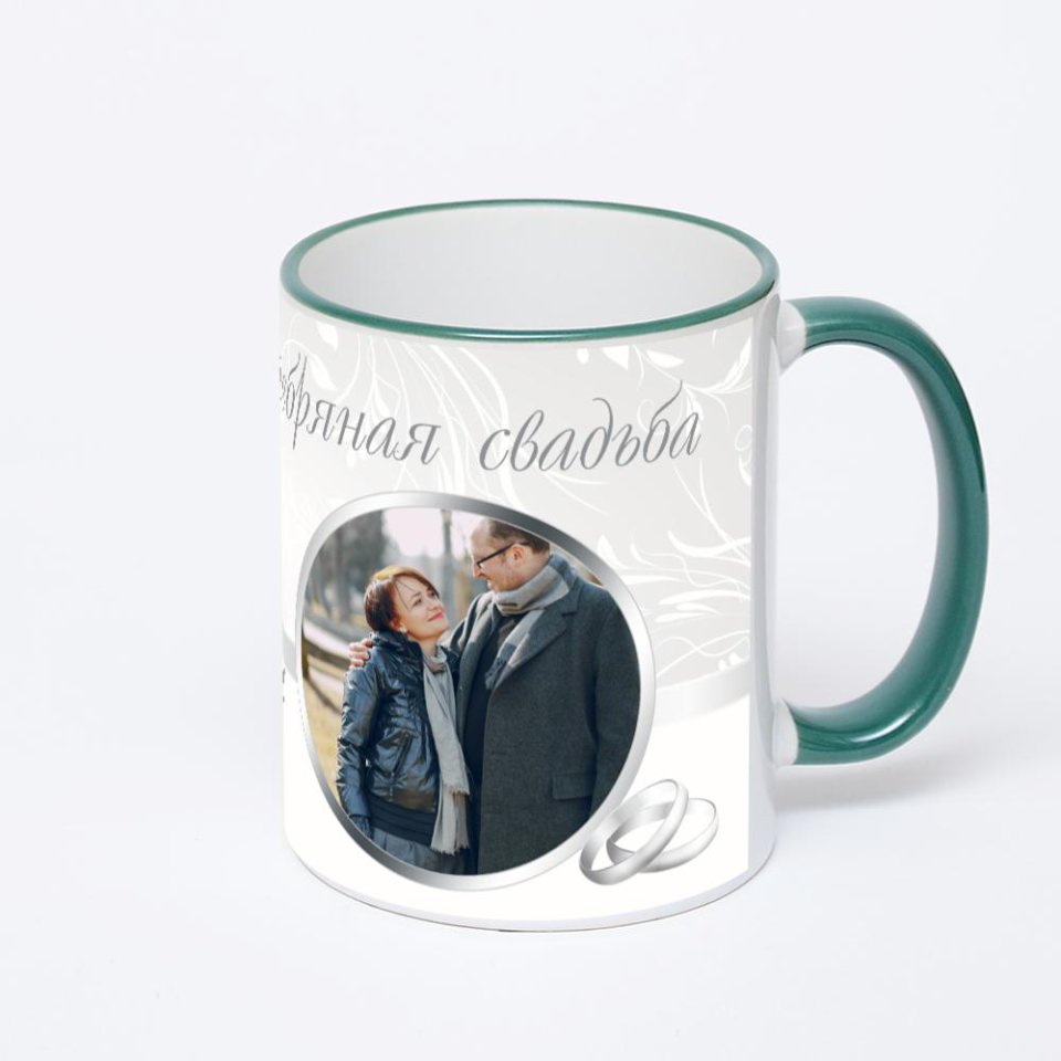 Кружка с зеленой ручкой и ободком