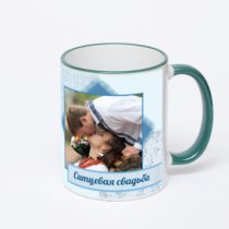 Кружка с зеленой ручкой и ободком