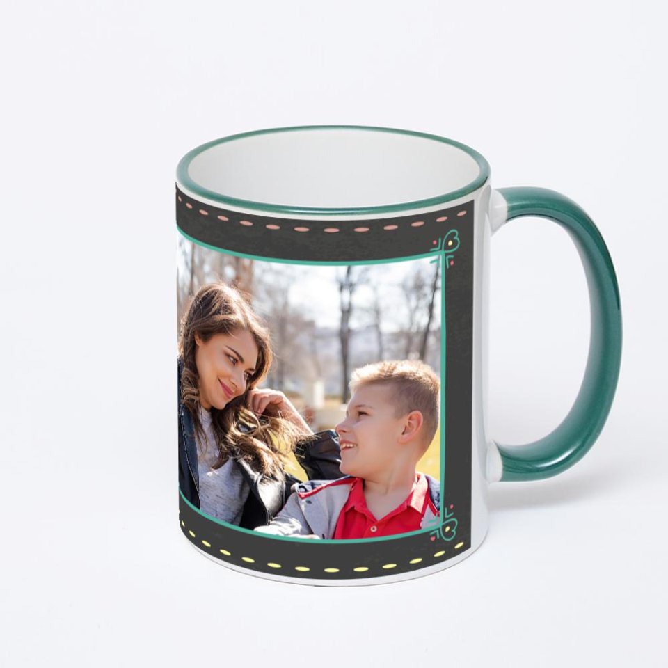 Кружка с зеленой ручкой и ободком