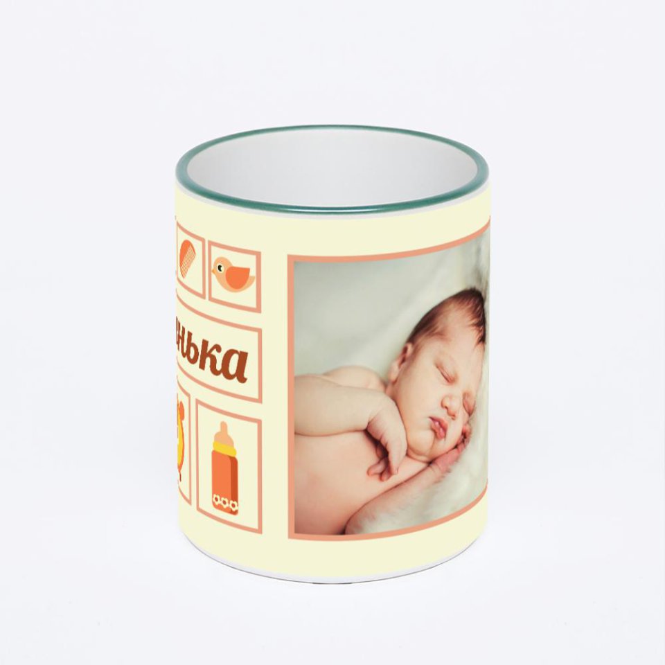 Кружка с зеленой ручкой и ободком