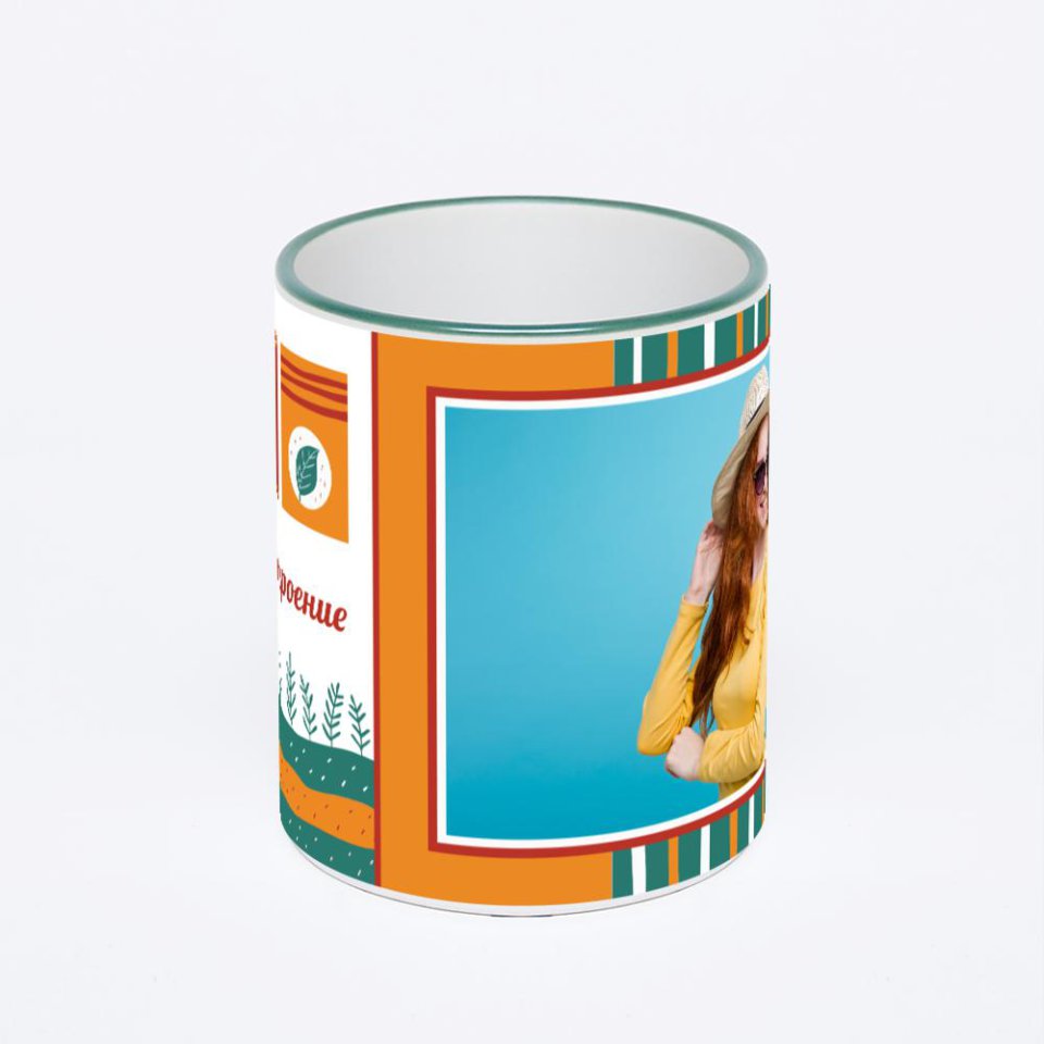 Кружка с зеленой ручкой и ободком