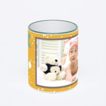 Кружка с зеленой ручкой и ободком