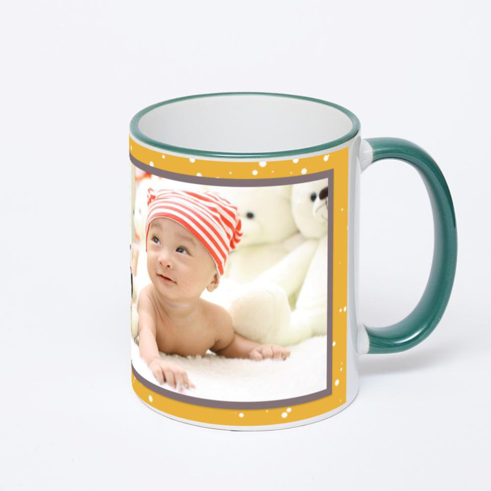 Кружка с зеленой ручкой и ободком