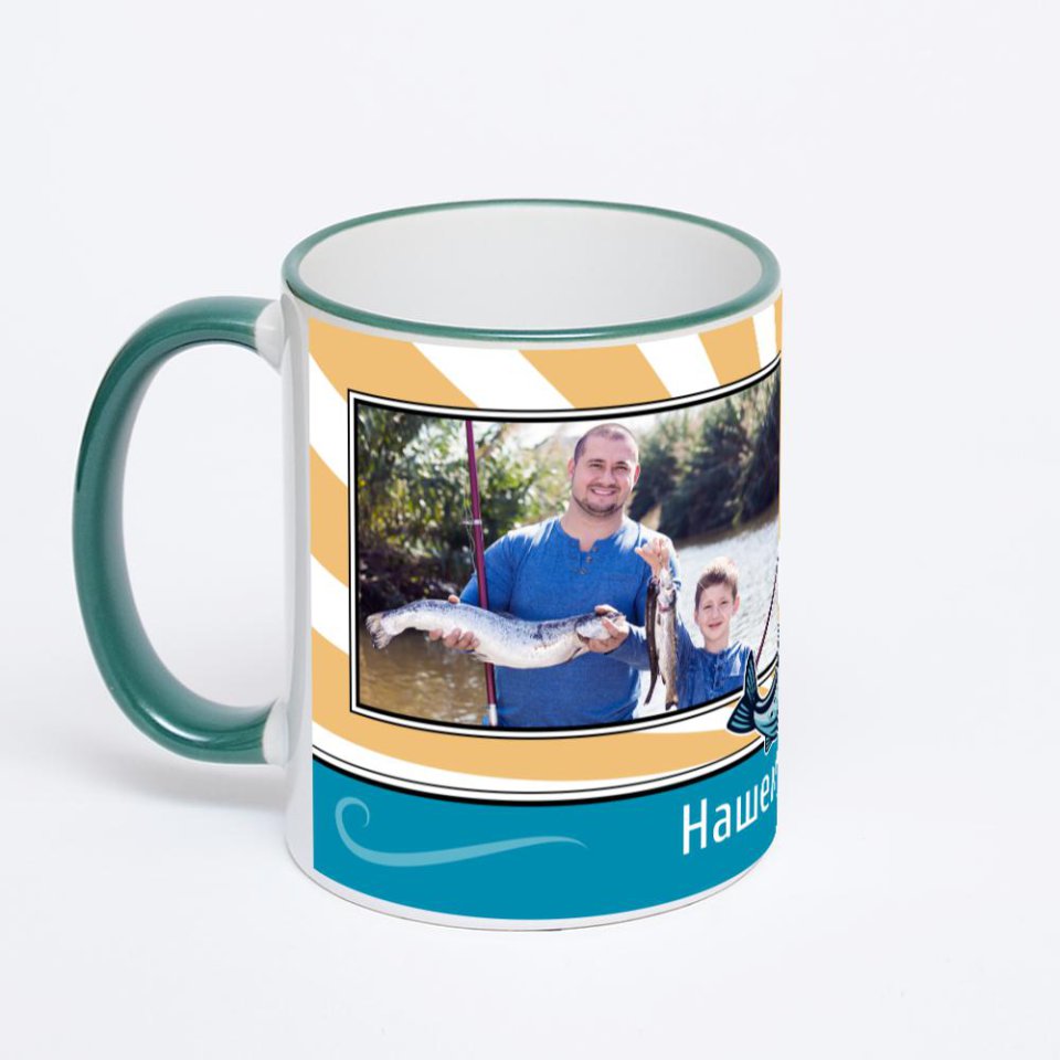 Кружка с зеленой ручкой и ободком