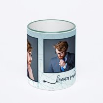 Кружка с зеленой ручкой и ободком