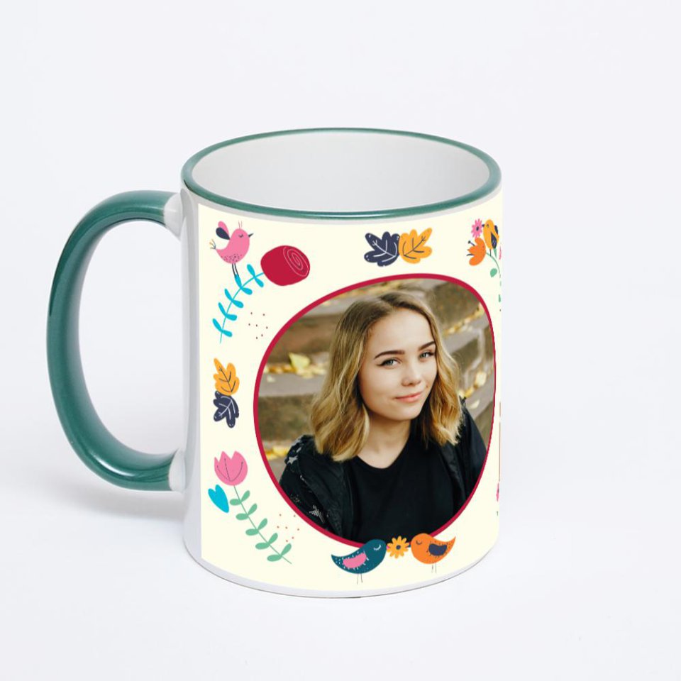 Кружка с зеленой ручкой и ободком