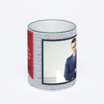 Кружка с зеленой ручкой и ободком