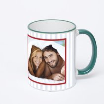 Кружка с зеленой ручкой и ободком