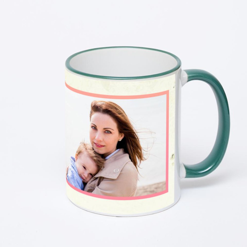 Кружка с зеленой ручкой и ободком