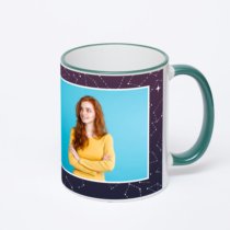 Кружка с зеленой ручкой и ободком