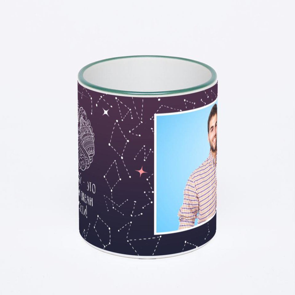 Кружка с зеленой ручкой и ободком