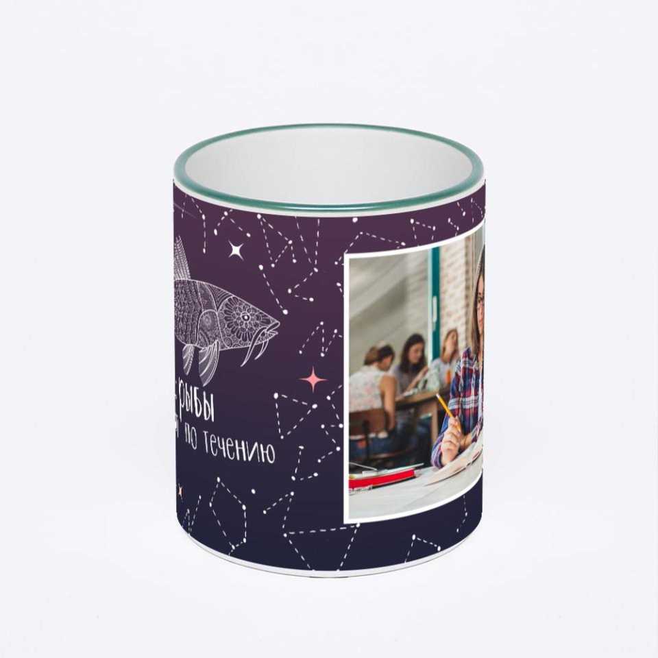 Кружка с зеленой ручкой и ободком