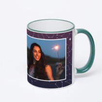 Кружка с зеленой ручкой и ободком