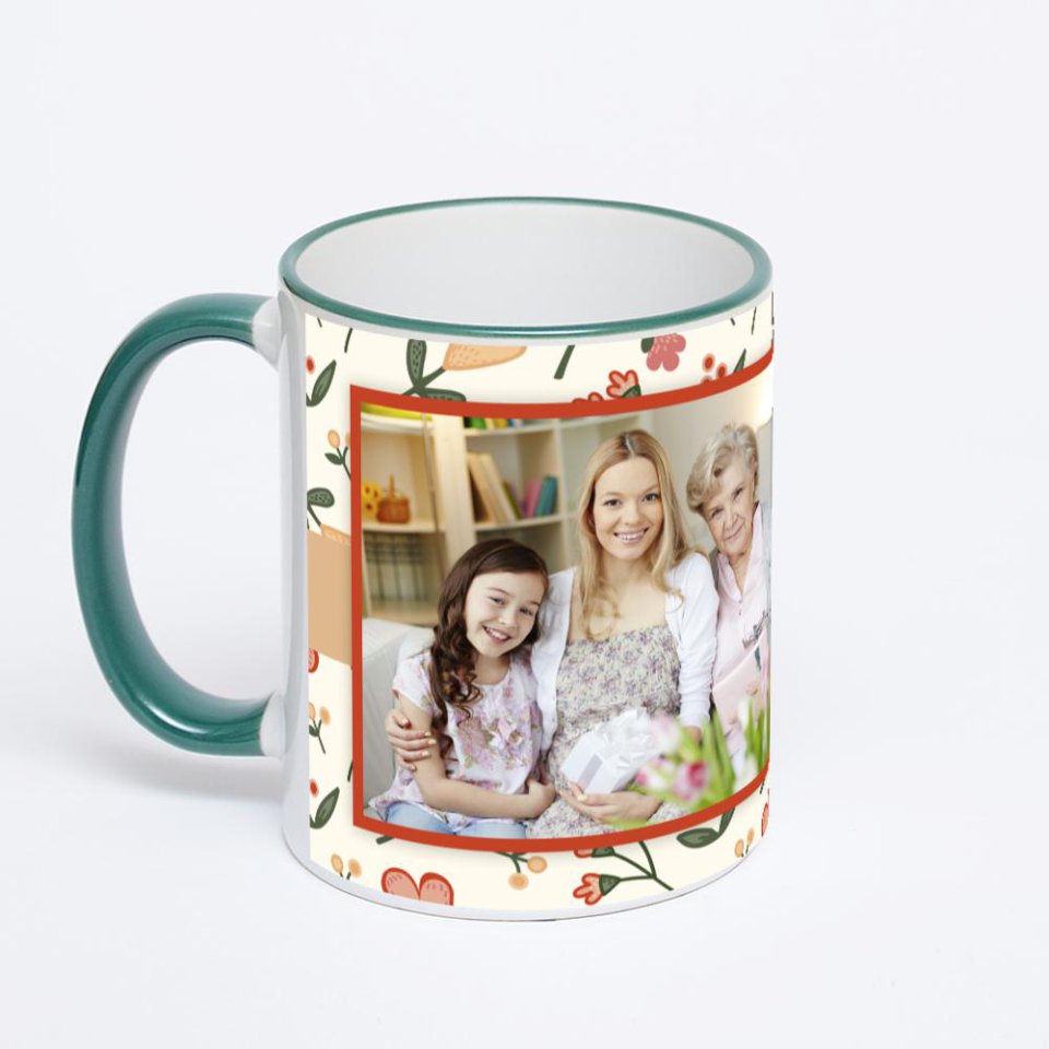 Кружка с зеленой ручкой и ободком