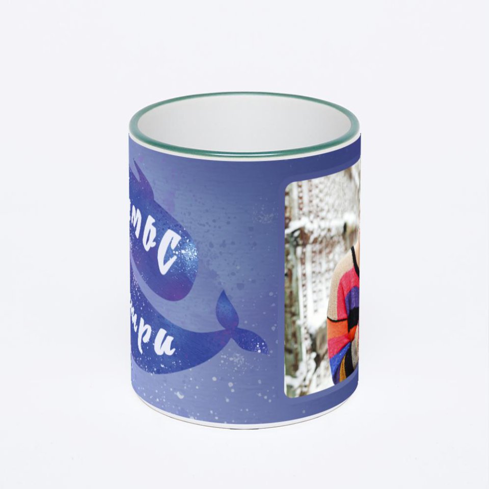 Кружка с зеленой ручкой и ободком