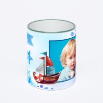 Кружка с зеленой ручкой и ободком