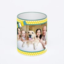 Кружка с зеленой ручкой и ободком