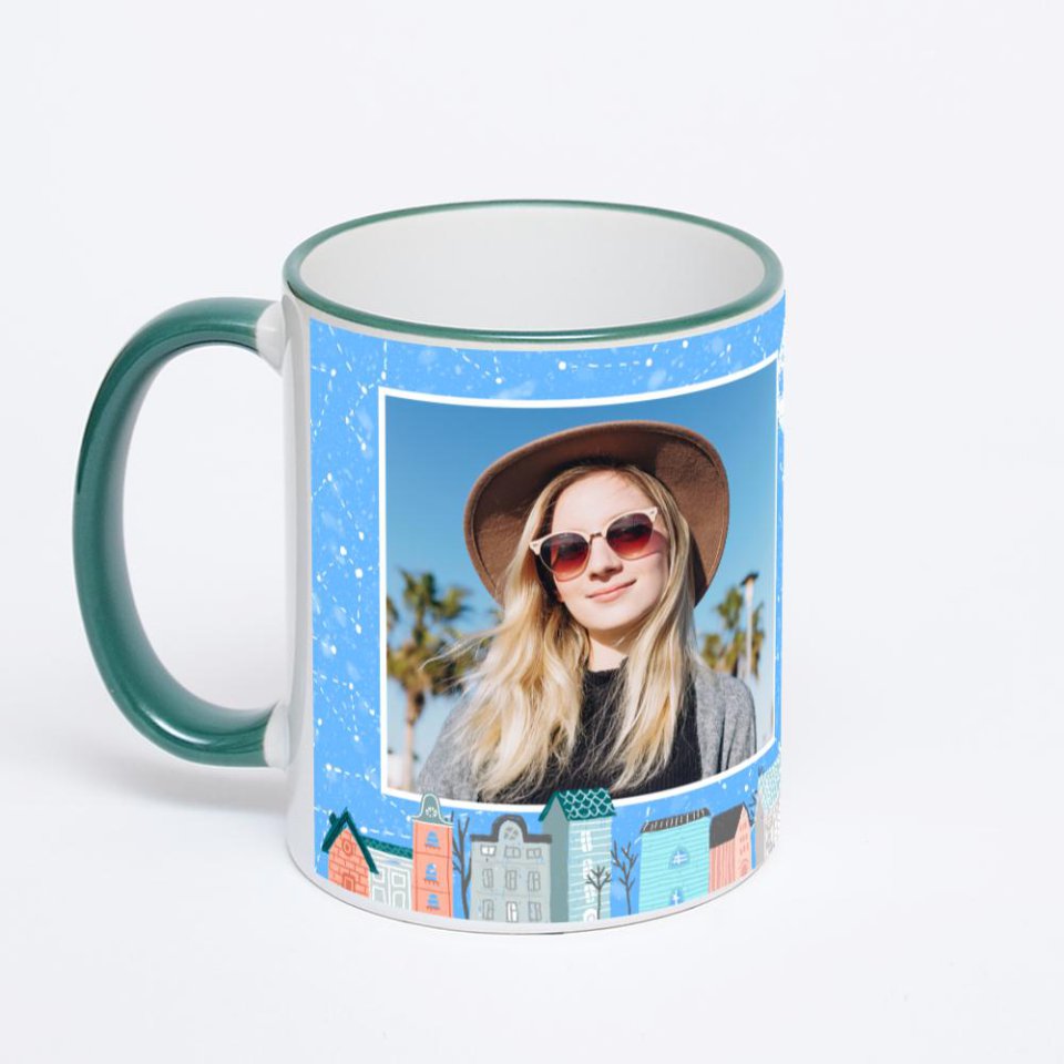 Кружка с зеленой ручкой и ободком