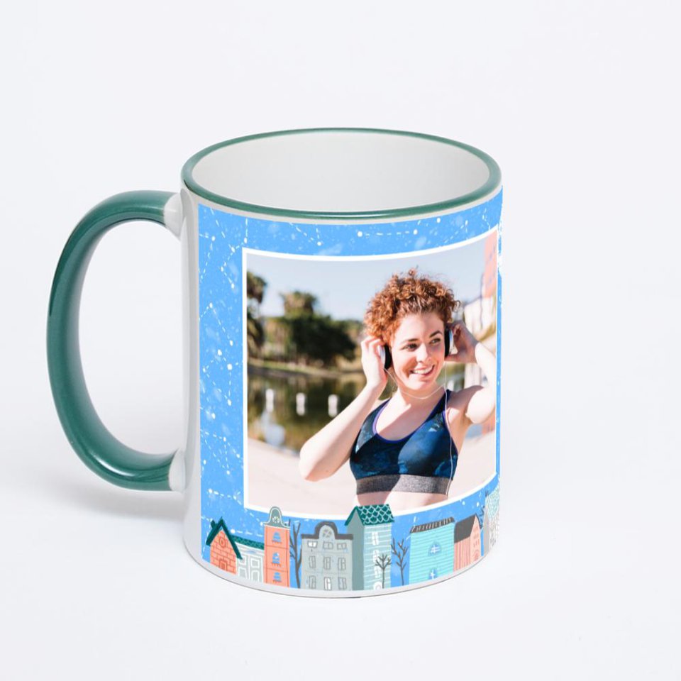 Кружка с зеленой ручкой и ободком