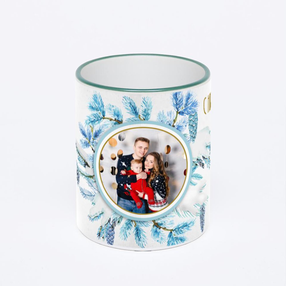 Кружка с зеленой ручкой и ободком