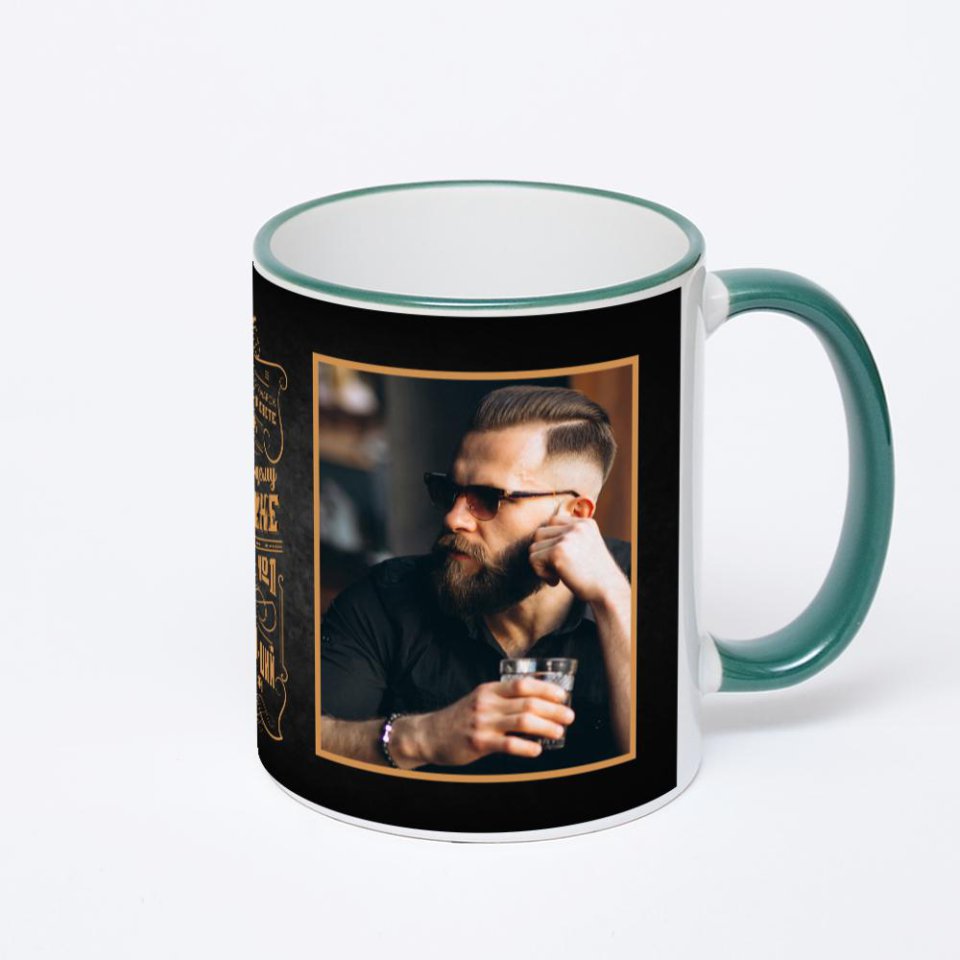 Кружка с зеленой ручкой и ободком