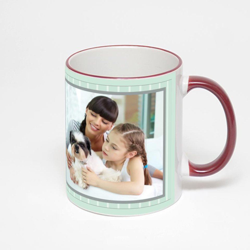 Кружка с бордовой ручкой и ободком