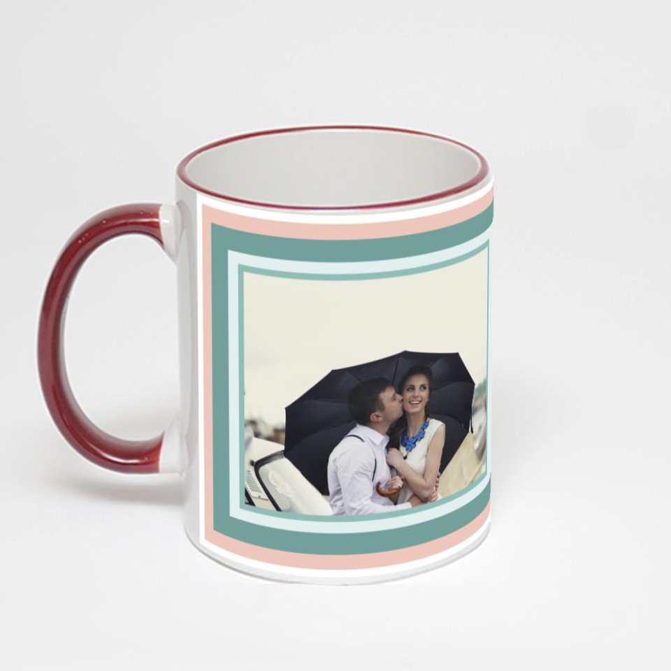 Кружка с бордовой ручкой и ободком