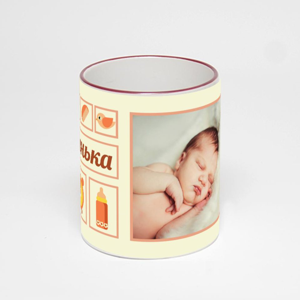 Кружка с бордовой ручкой и ободком