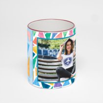 Кружка с бордовой ручкой и ободком