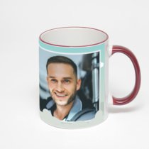 Кружка с бордовой ручкой и ободком