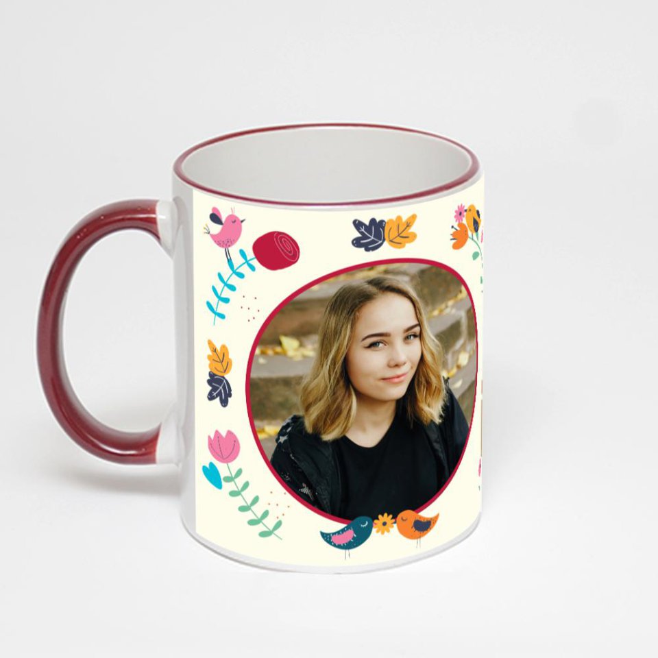 Кружка с бордовой ручкой и ободком