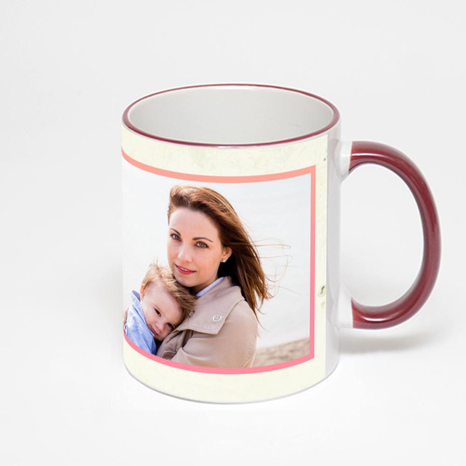 Кружка с бордовой ручкой и ободком