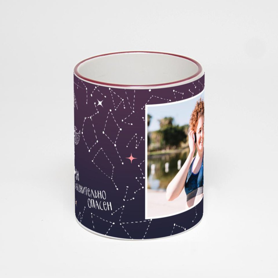 Кружка с бордовой ручкой и ободком