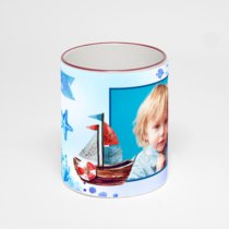 Кружка с бордовой ручкой и ободком