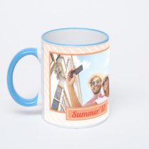 Кружка с синей ручкой и ободком