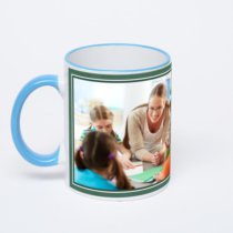 Кружка с синей ручкой и ободком