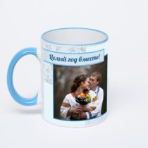 Кружка с синей ручкой и ободком