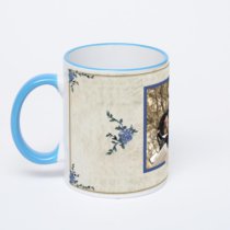 Кружка с синей ручкой и ободком